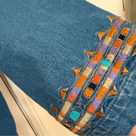 Bob Mackie Blue Jean Colorful Embroidered Jacket
Boho Vintage Aztec - Picture 6 of 6